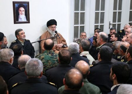 فرمانده معظم کل قوا:کاری کنید که نیروی انتظامی در چشم مردم مقتدر، عادل و هوشیار باشد