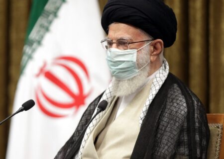تشکر رهبر انقلاب از پهلوانان افتخارآفرین در رقابت‌های کشتی آزاد جهان